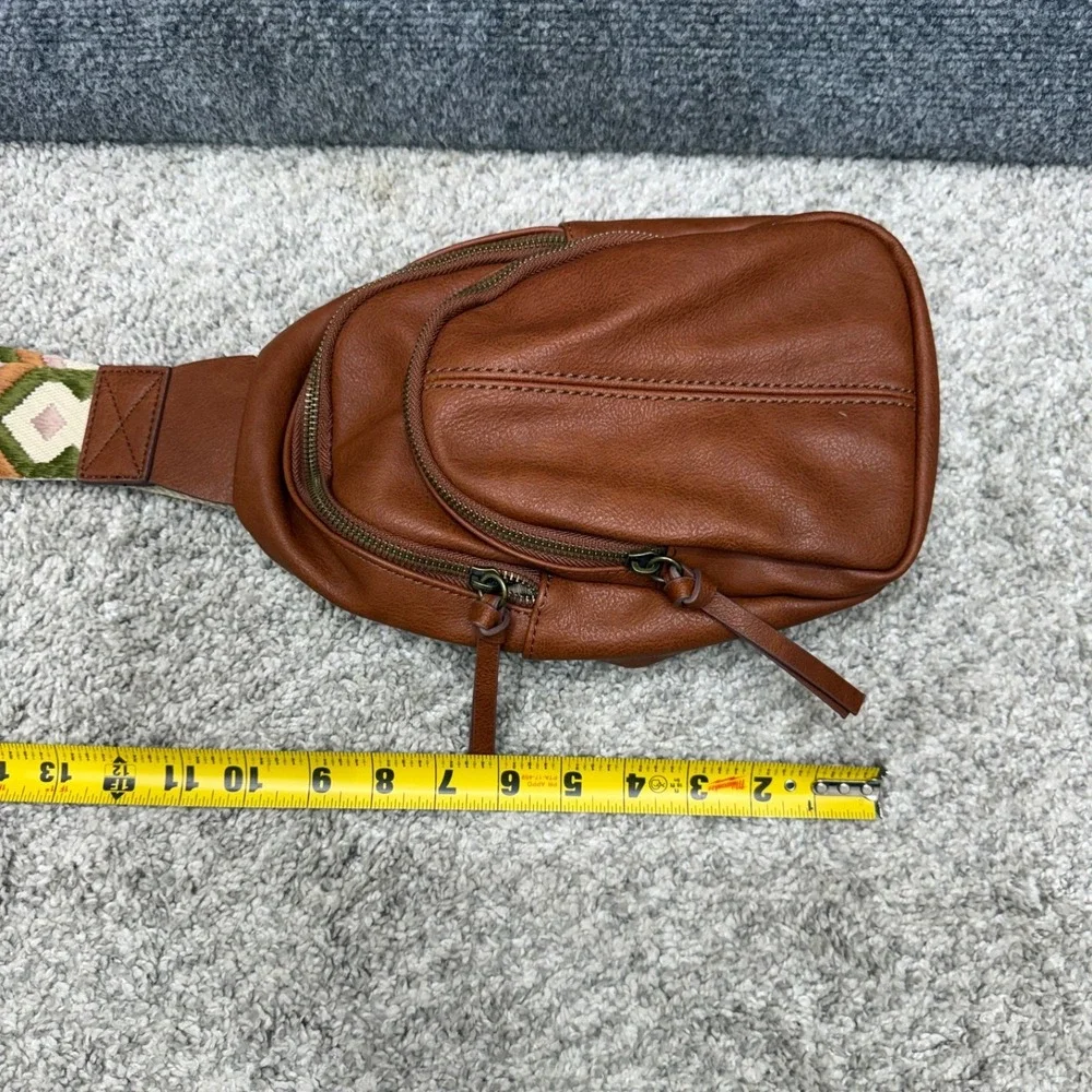 Sonoma shoulder sling bag brown Zip adjustable geometric strap crossover